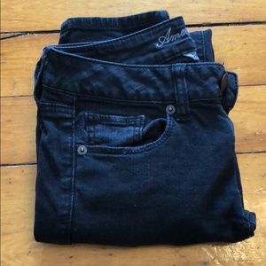 Black ae skinny jeans size 2
